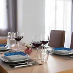Sur Victoria Apartment